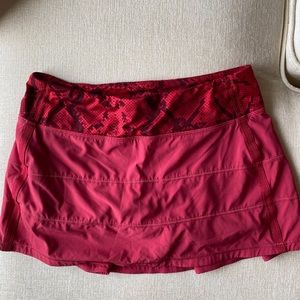 Lululemon red snakeskin tennis skirt